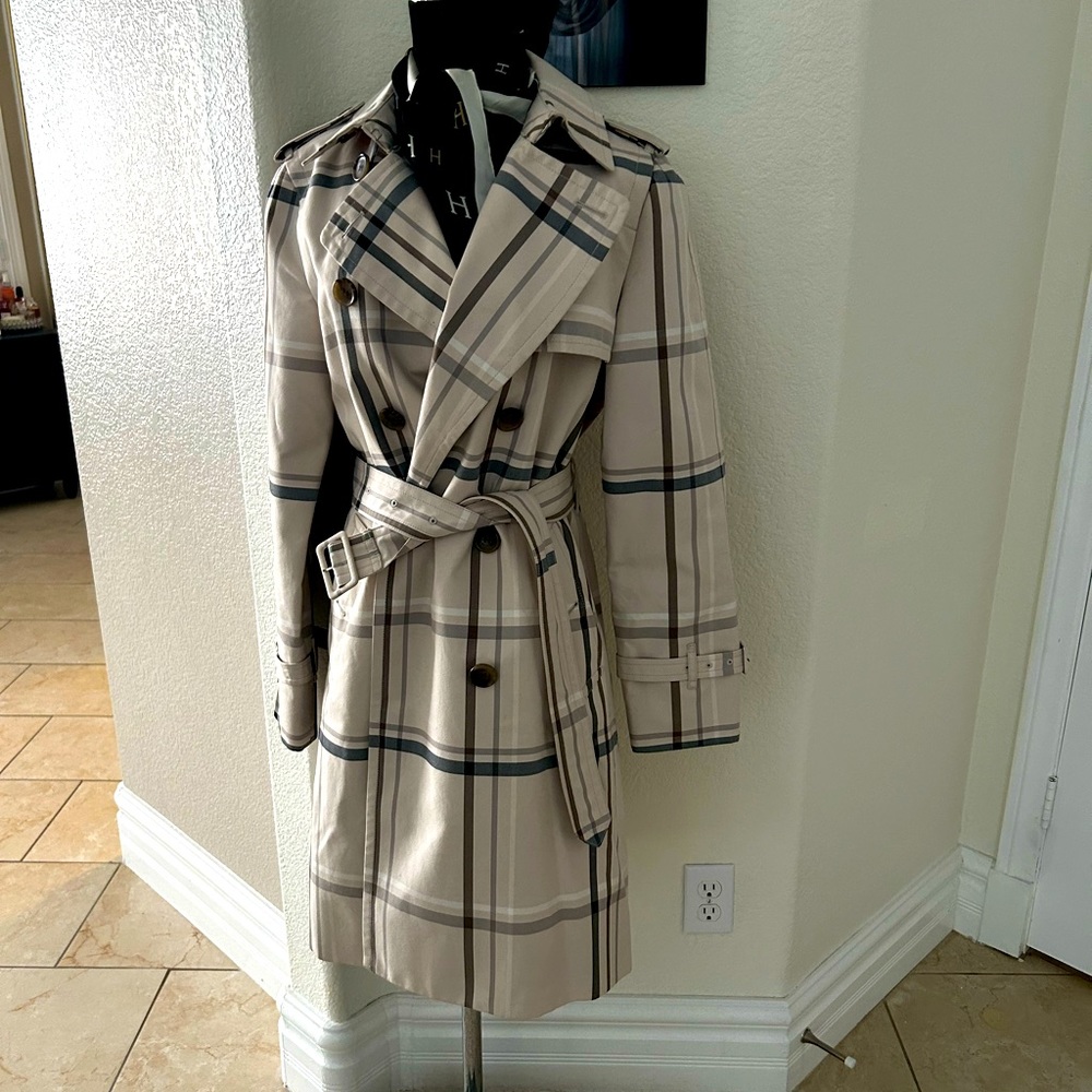 🔥coach trench coat size medium Sold